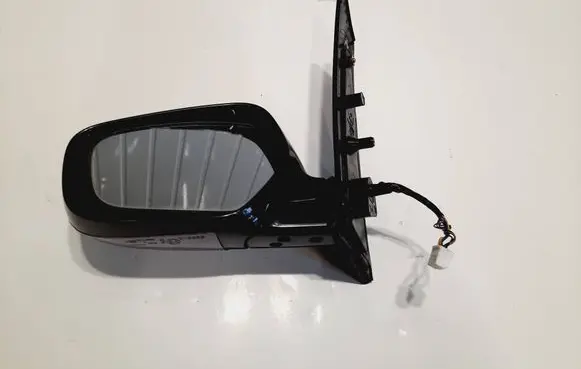Mitsubishi Grandis Front door electric wing mirror