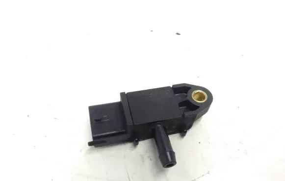 Opel Astra J Exhaust gas pressure sensor 55566186