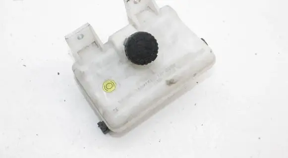Nissan NV200 Brake fluid reservoir 0204824298