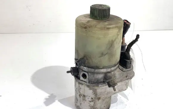 Audi A2 Power steering pump 