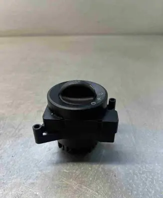 Mercedes-Benz Sprinter W906 Light switch A9069052401