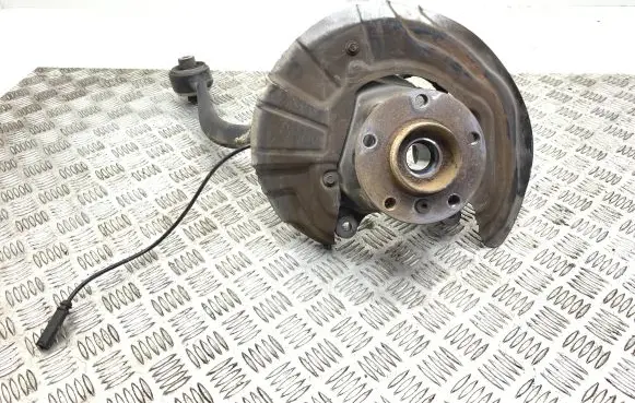 BMW X3 F25 Front wheel hub spindle knuckle 6787513 3410678451301