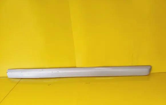 Honda CR-V Front door trim (molding) 75302SCA