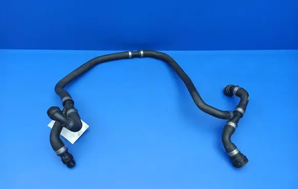 BMW 6 E63 E64 Engine coolant pipe/hose 7512727