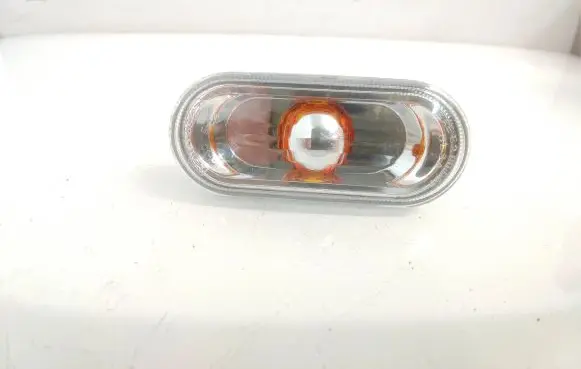 Volkswagen Transporter - Caravelle T5 Front fender indicator light 7H0949117 0215660