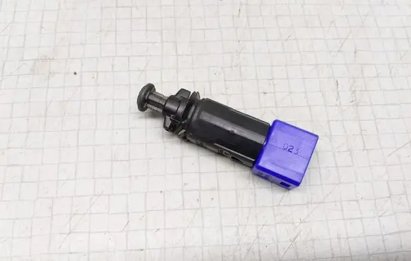 Renault Laguna II Brake pedal sensor switch 110895
