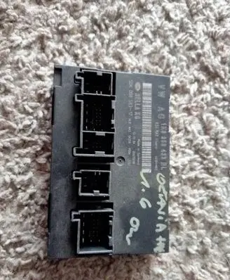 Volkswagen PASSAT B6 Comfort/convenience module 1k0959433bl