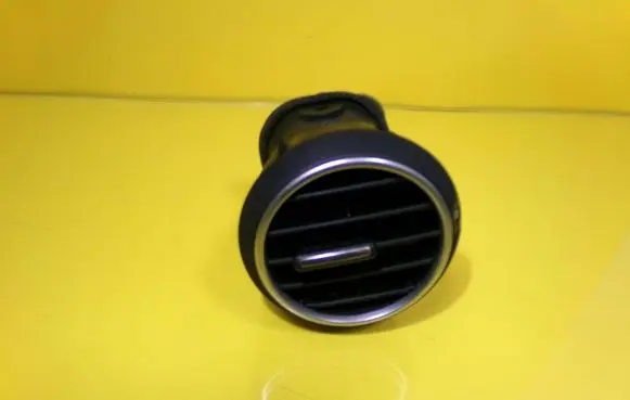 Dashboard side air vent grill/cover trim