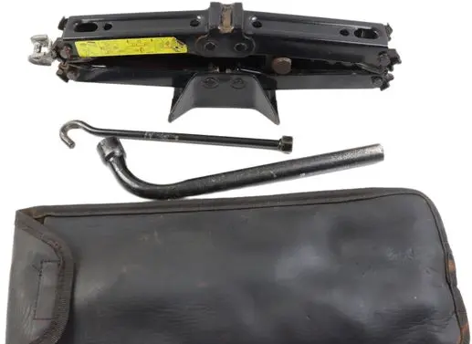 Opel Vectra C Tool set 13107800