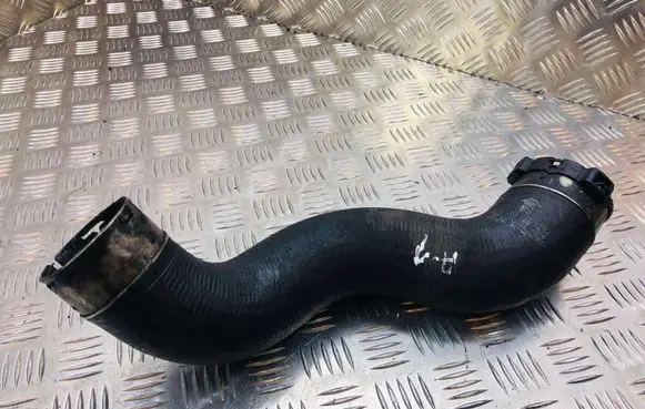 Mercedes-Benz E W212 Intercooler hose/pipe A2045283282