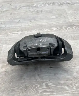 BMW X1 E84 Front brake caliper 6773202 34116773202