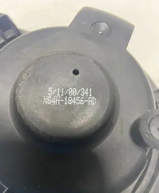 Ford Focus Heater fan/blower XS4H18456AD