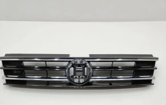 Volkswagen Tiguan Front bumper upper radiator grill 5NA853653