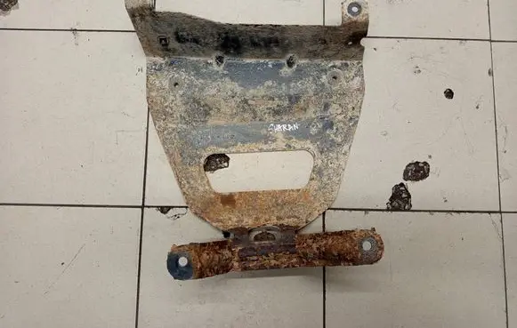 Volkswagen Sharan AdBlue Liquid tank holder 