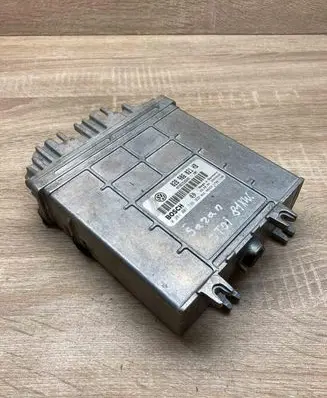 Ford Galaxy Engine control unit/module ECU 028906021HB 0281001736