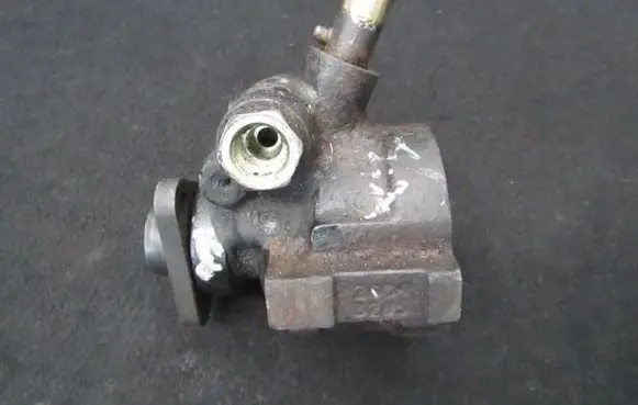 Fiat Punto (176) Power steering pump 26043285