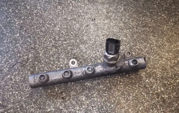 Audi A6 S6 C6 4F Fuel main line pipe 059130089AB