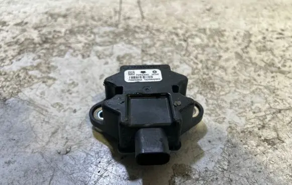 Jeep Grand Cherokee ESP acceleration yaw rate sensor P56029469AA 39754C