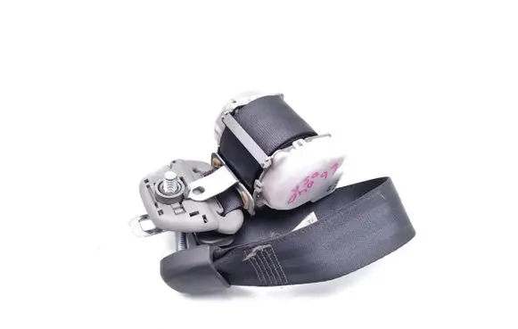 Nissan Pathfinder R51 Rear seatbelt 7P1100