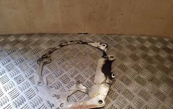 Volkswagen PASSAT B8 Gearbox gasket 04L103647