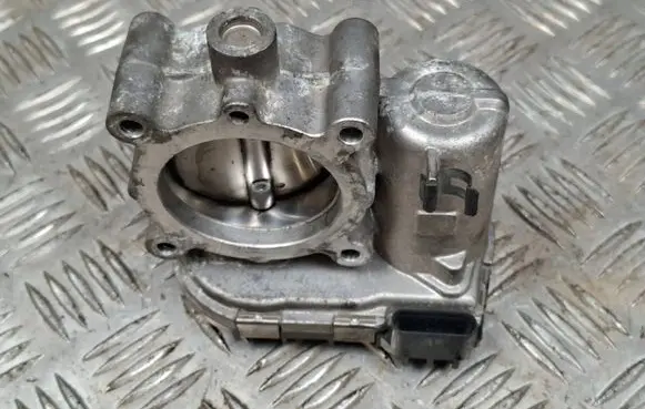 Mercedes-Benz GLA W156 Throttle valve A2701410025 DK0043 0280750541