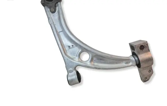 Volkswagen PASSAT B7 Front lower control arm/wishbone 1160500072
