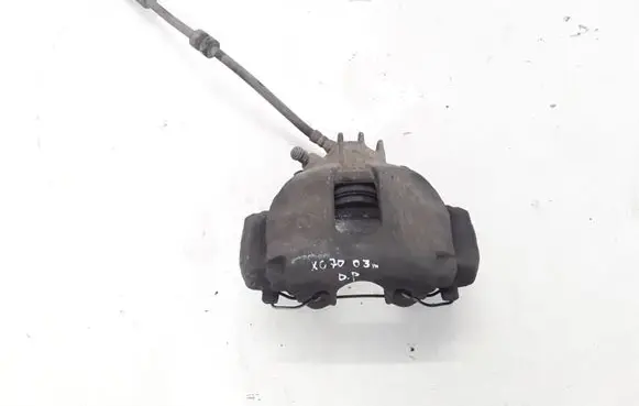 Volvo XC70 Front brake caliper 9475270