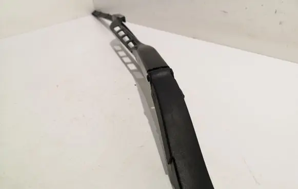 Mercedes-Benz ML W166 Front wiper blade arm