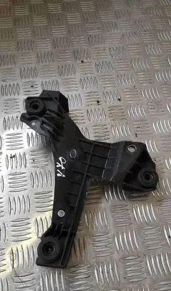 Volvo V70 Air filter cleaner box bracket assembly 30636575