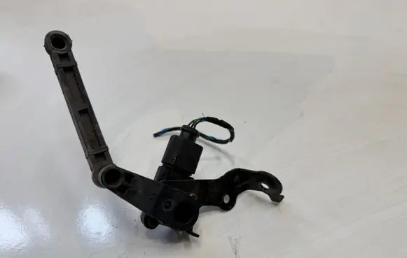 Porsche Taycan 9J1 Headlight/headlamp level sensor 9J1616214