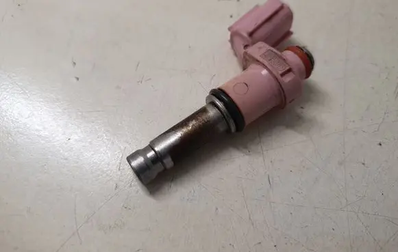 Lexus GS 300 350 430 450H Fuel injector 2325031070