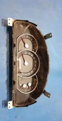 KIA Sorento Speedometer (instrument cluster) 94013-3E290 20061209