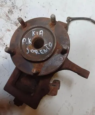 KIA Sorento Front wheel hub