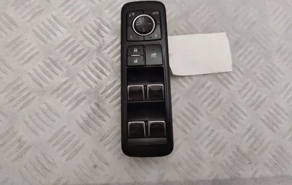 Lexus RX 450H Electric window control switch 589698