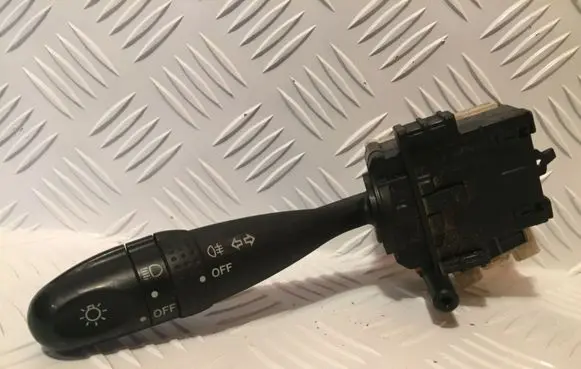 Toyota Corolla Verso E121 Indicator stalk 173648