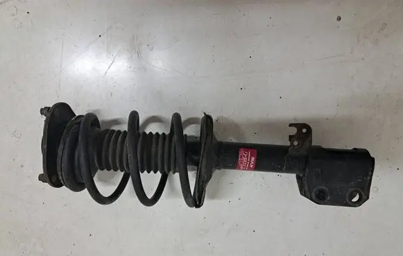 Toyota Avensis T250 Front shock absorber with coil spring 