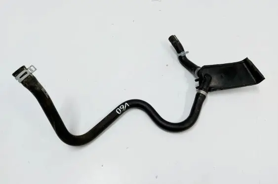 Volvo V60 Engine coolant pipe/hose 32138838