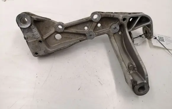 Volkswagen Touran I Front subframe 1K0199296F