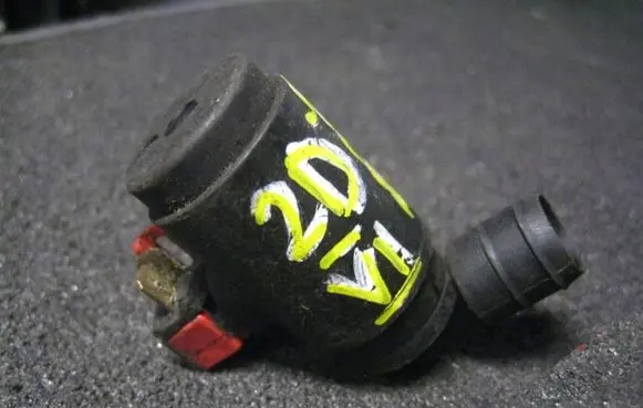 Honda Civic Windscreen/windshield washer pump