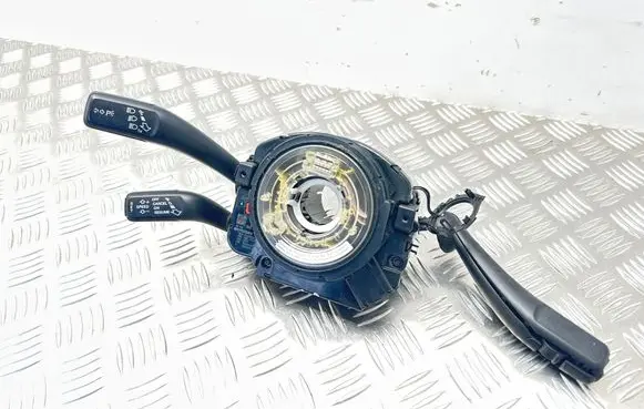 Audi A5 8T 8F Wiper turn signal indicator stalk/switch 8R0953568Q 112560595 31408864
