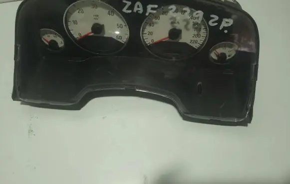 Opel Zafira A Speedometer (instrument cluster) 24461761