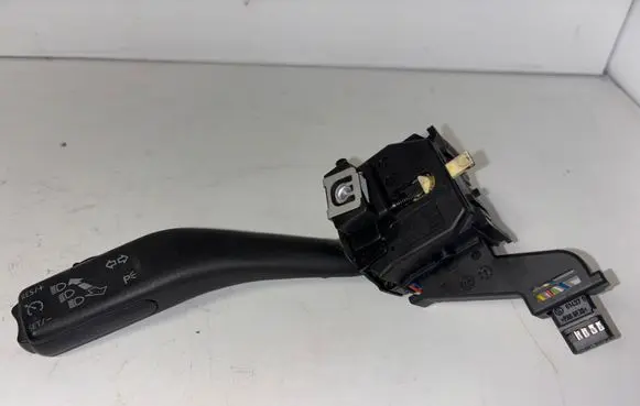 Volkswagen Touran I Indicator stalk 1K0953513