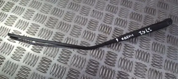 Mazda 6 Rear wiper blade arm