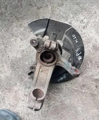 Volvo XC60 Front wheel hub 7G913K171M