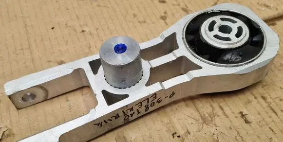 Peugeot 308 Engine mount vacuum valve 