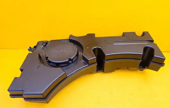 Audi Q7 4M Subwoofer speaker 4M0035621 UA724717 900164B38302