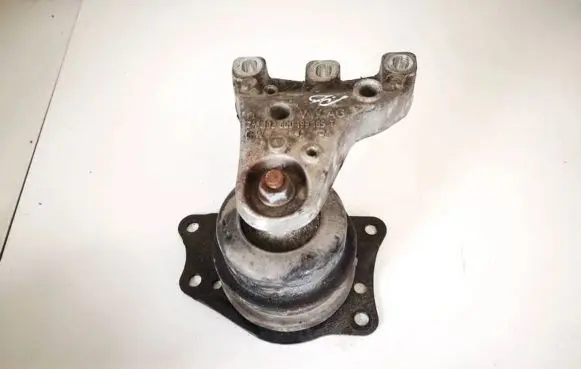 Volkswagen Cross Polo Engine mount bracket 6q0199185t