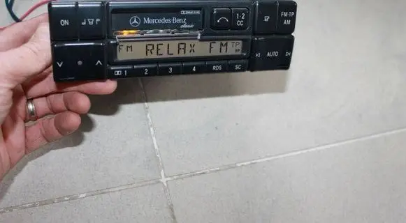 Mercedes-Benz E W124 Radio/CD/DVD/GPS head unit 0038206286 BE2010 BECKER