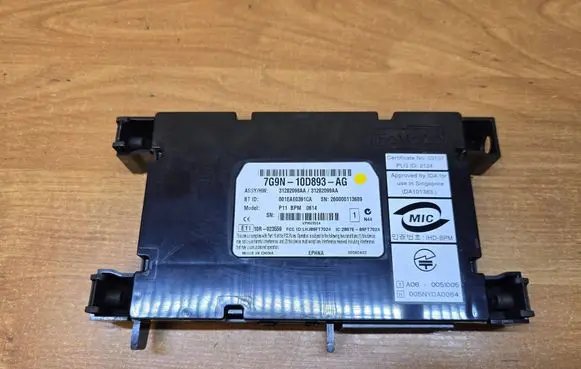 Volvo XC70 Bluetooth control unit module 7G9N10D893AG
