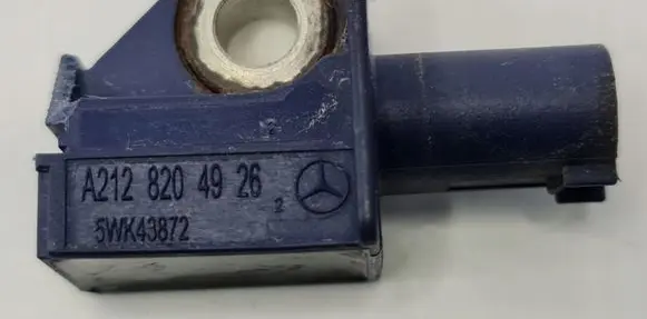 Mercedes-Benz E W212 Airbag deployment crash/impact sensor A2128204926